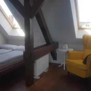  Apartment Helle Dachgeschosswohnung Für 8 Personen In Zentraler Lage